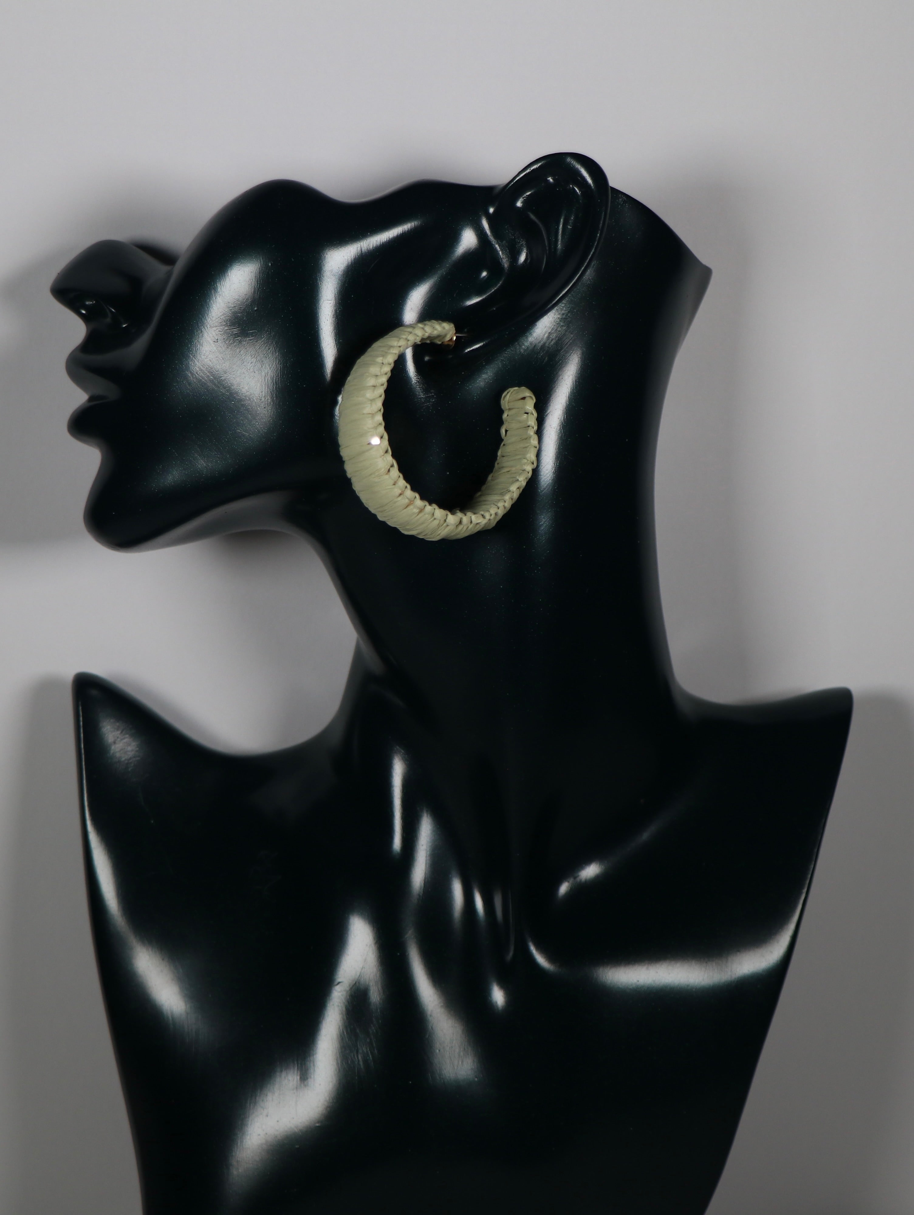 brunch date (light green).